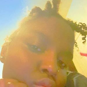 Meet your Posher, Eboni